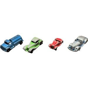 Lot of 1940s Tootsie Toys Die Cast 2"-3"